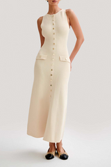 Elegant buckle knit midi dress - View 17 | Clistos