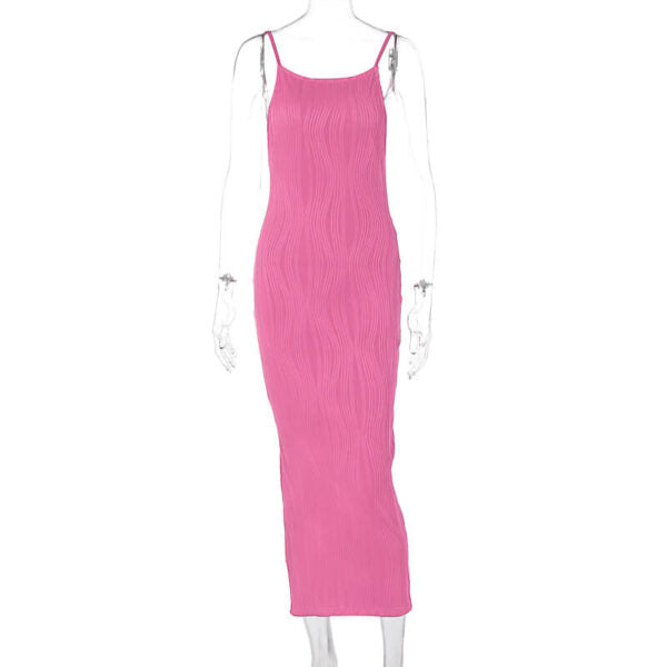 Pink ribbed midi dress on a mannequin