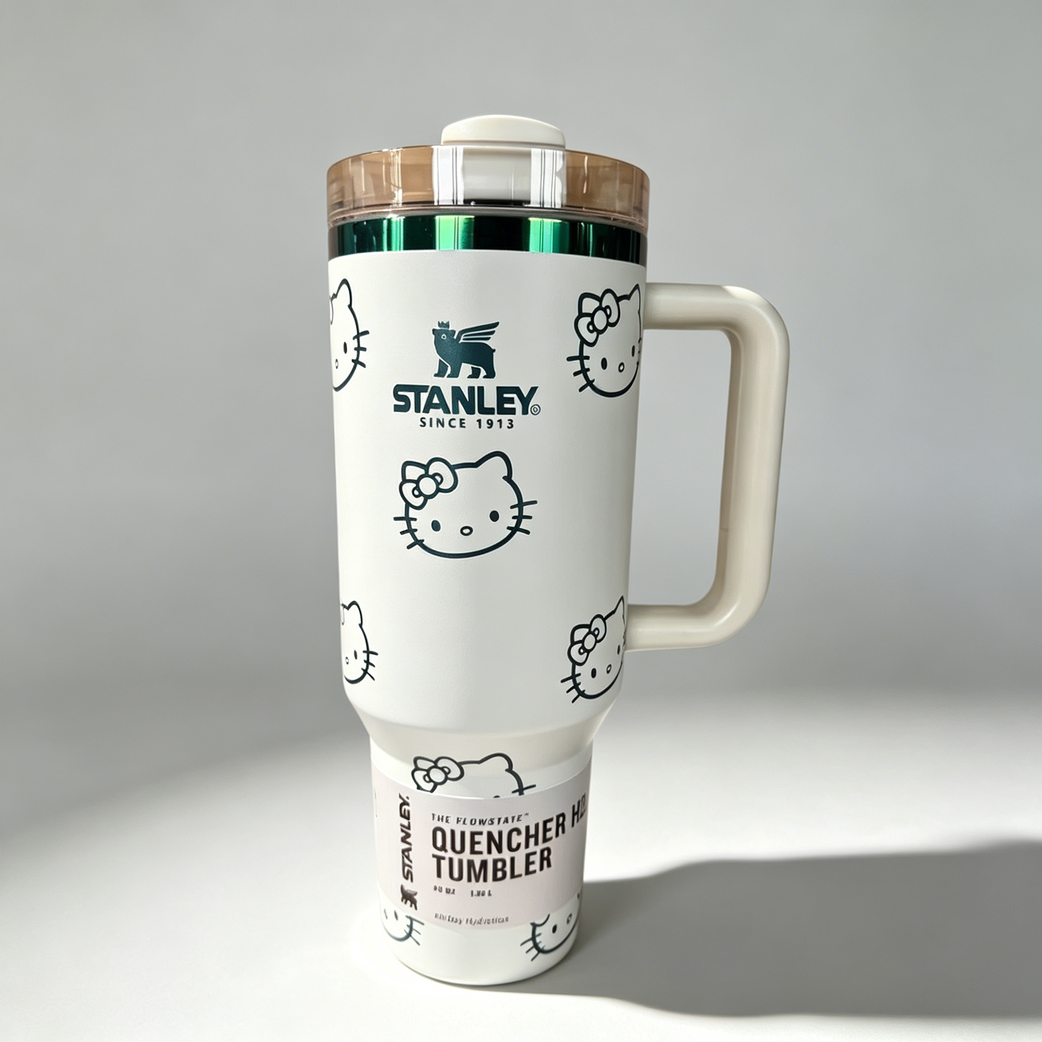 Stanley Hello Kitty 40 oz insulated tumbler with handle in pastel pink - View 3 | Clistos