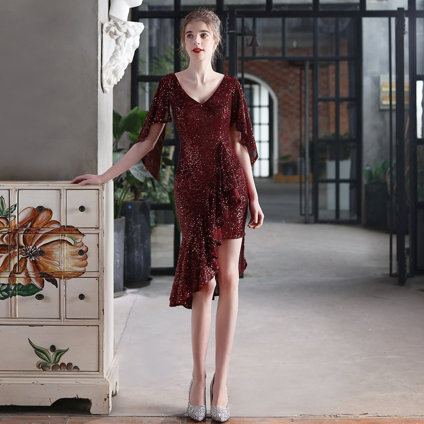 V-neck sequin party dress with asymmetrical hem - View 10 | Clistos