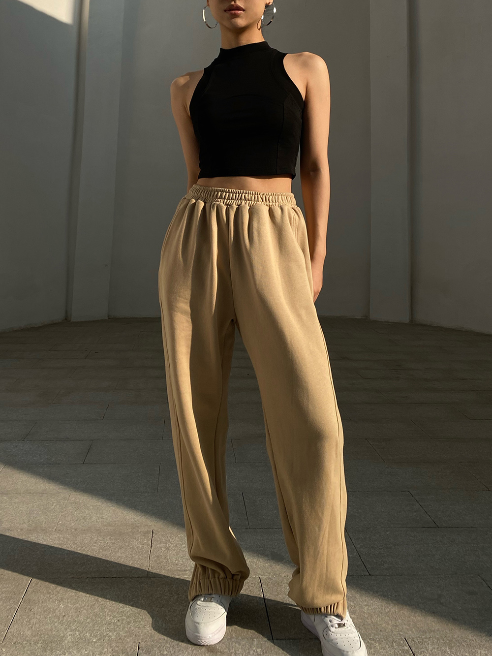 Clistos Ribbed Knit Mock Neck Crop Top - View 10 | Clistos