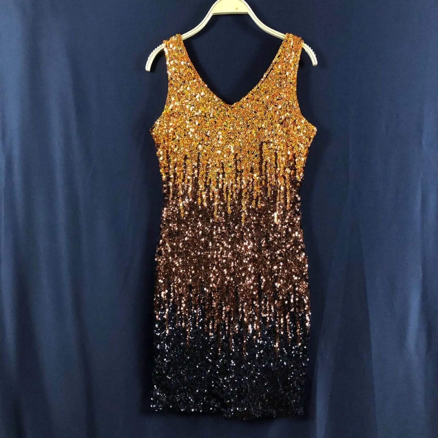 Sequin V-neck sleeveless party dress - View 10 | Clistos