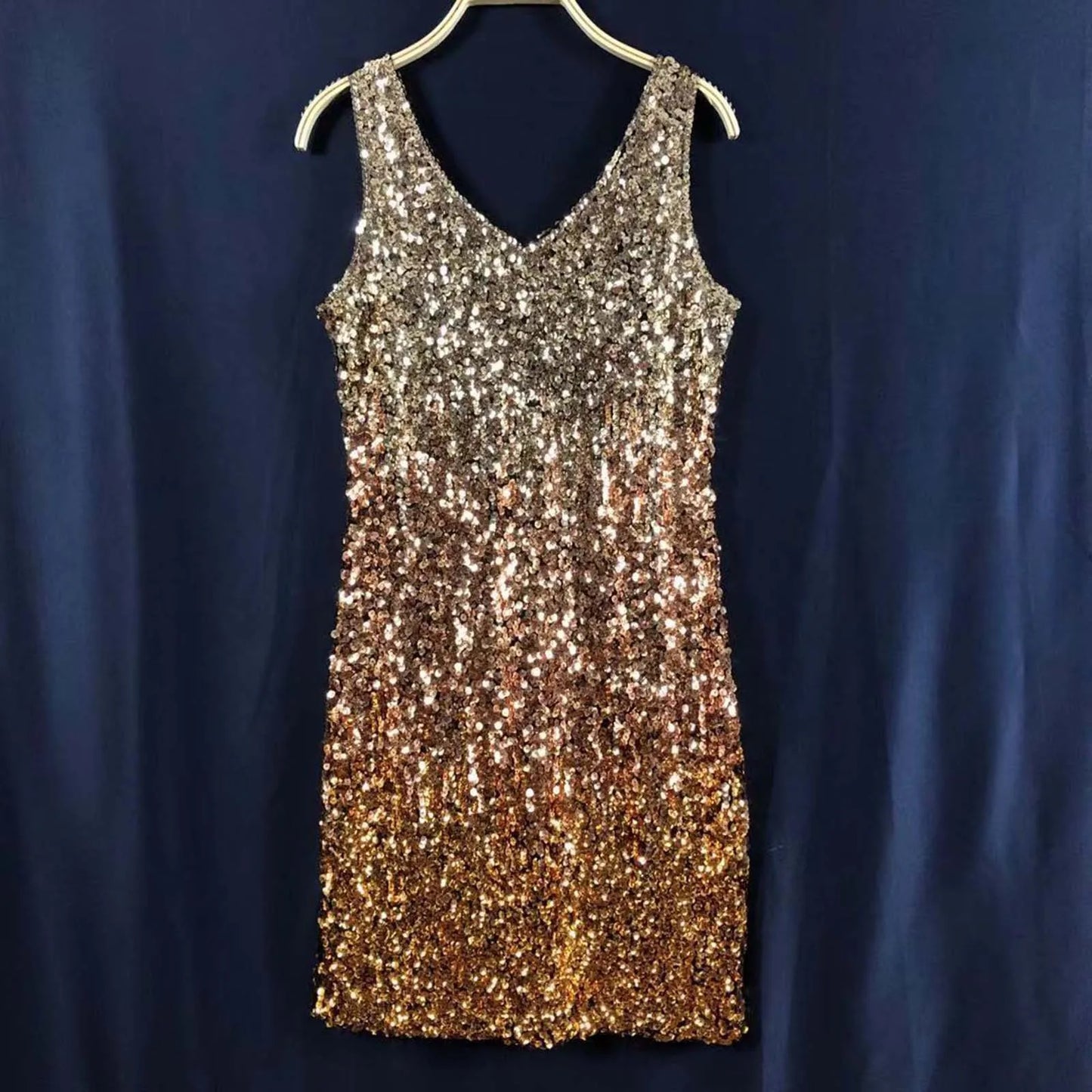 Sequin V-neck sleeveless party dress - View 9 | Clistos