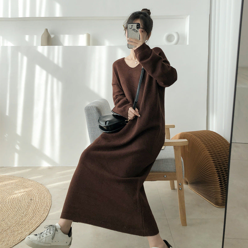 Loose V-Neck Knit Midi Dress - View 10 | Clistos